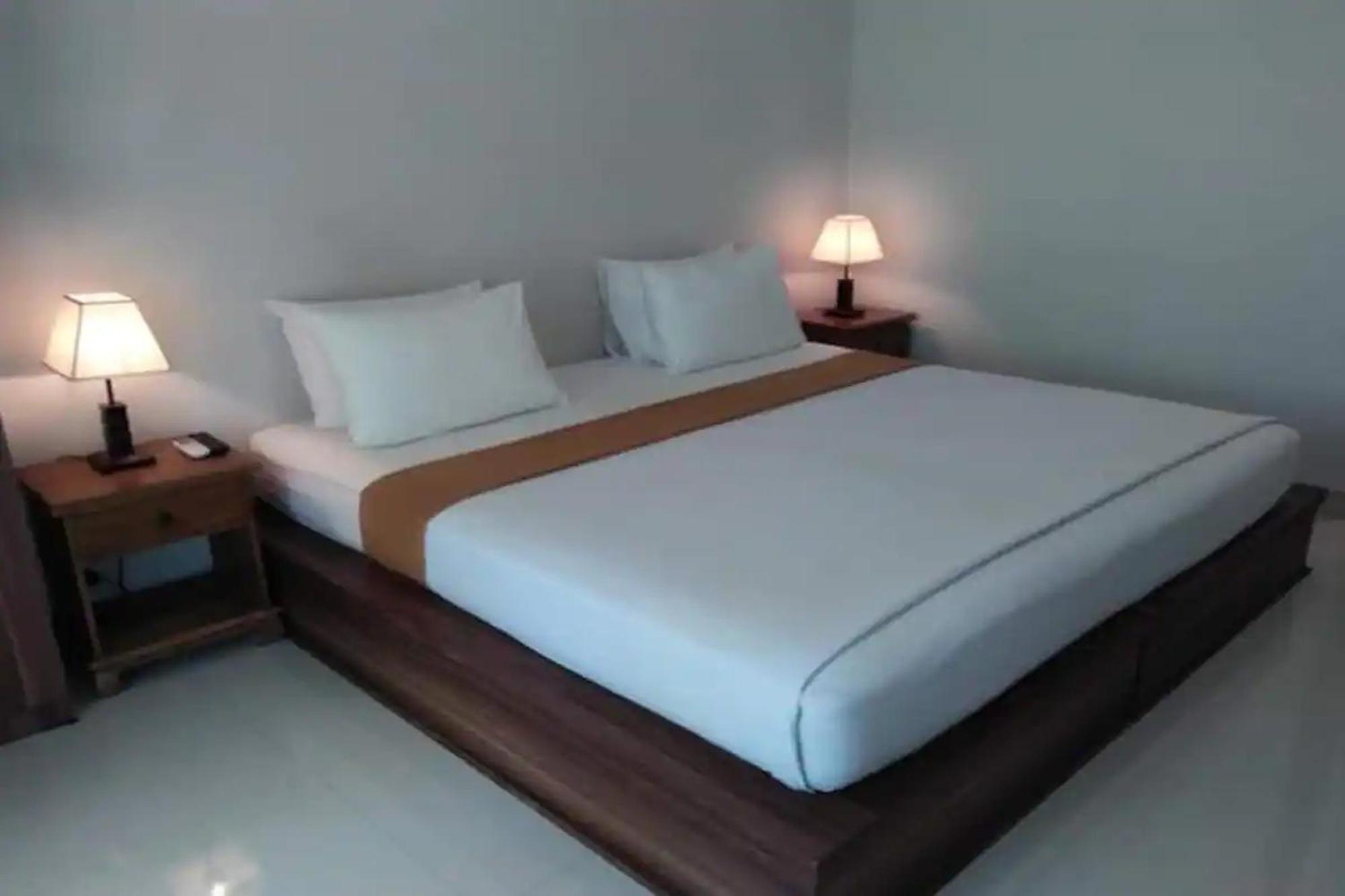 Taste Of Bali Hostel Kuta Lombok Exteriör bild
