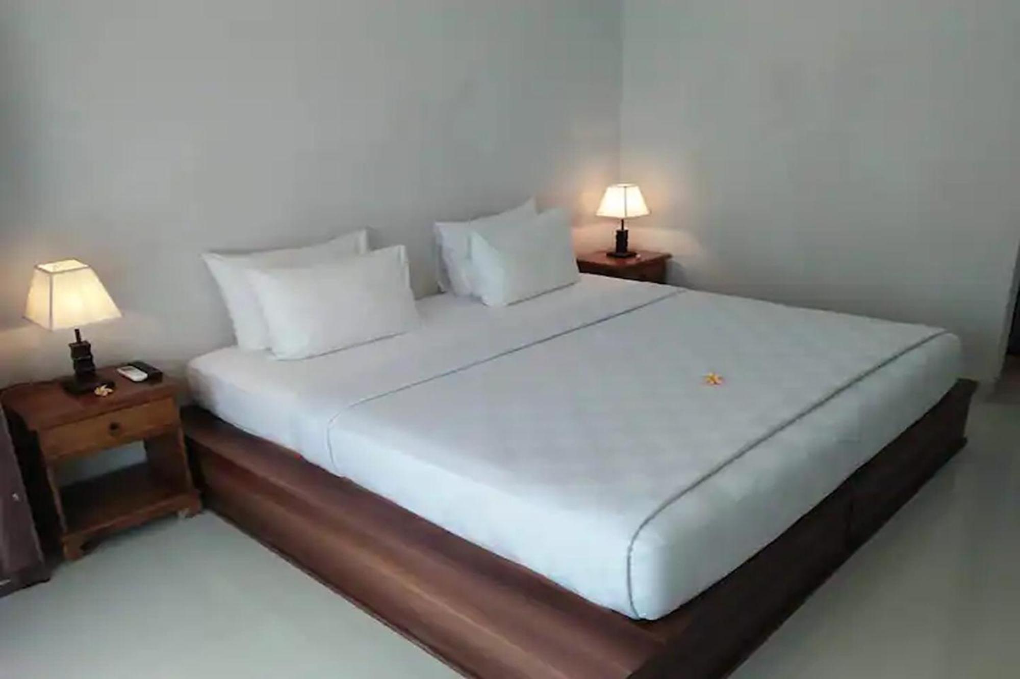 Taste Of Bali Hostel Kuta Lombok Exteriör bild